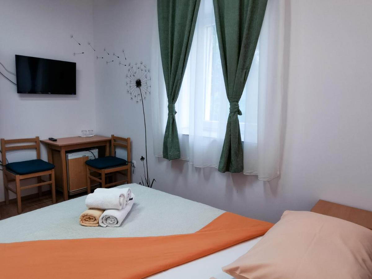 Guest House Il Giardino Duplancic Split Eksteriør bilde